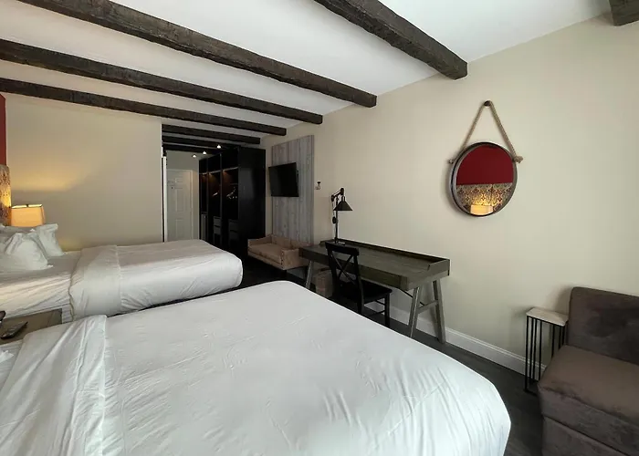The Century House Latham - North Albany, An Ascend Collection Hotel